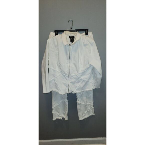 FUBU 2 PC SET - Picture 1 of 10